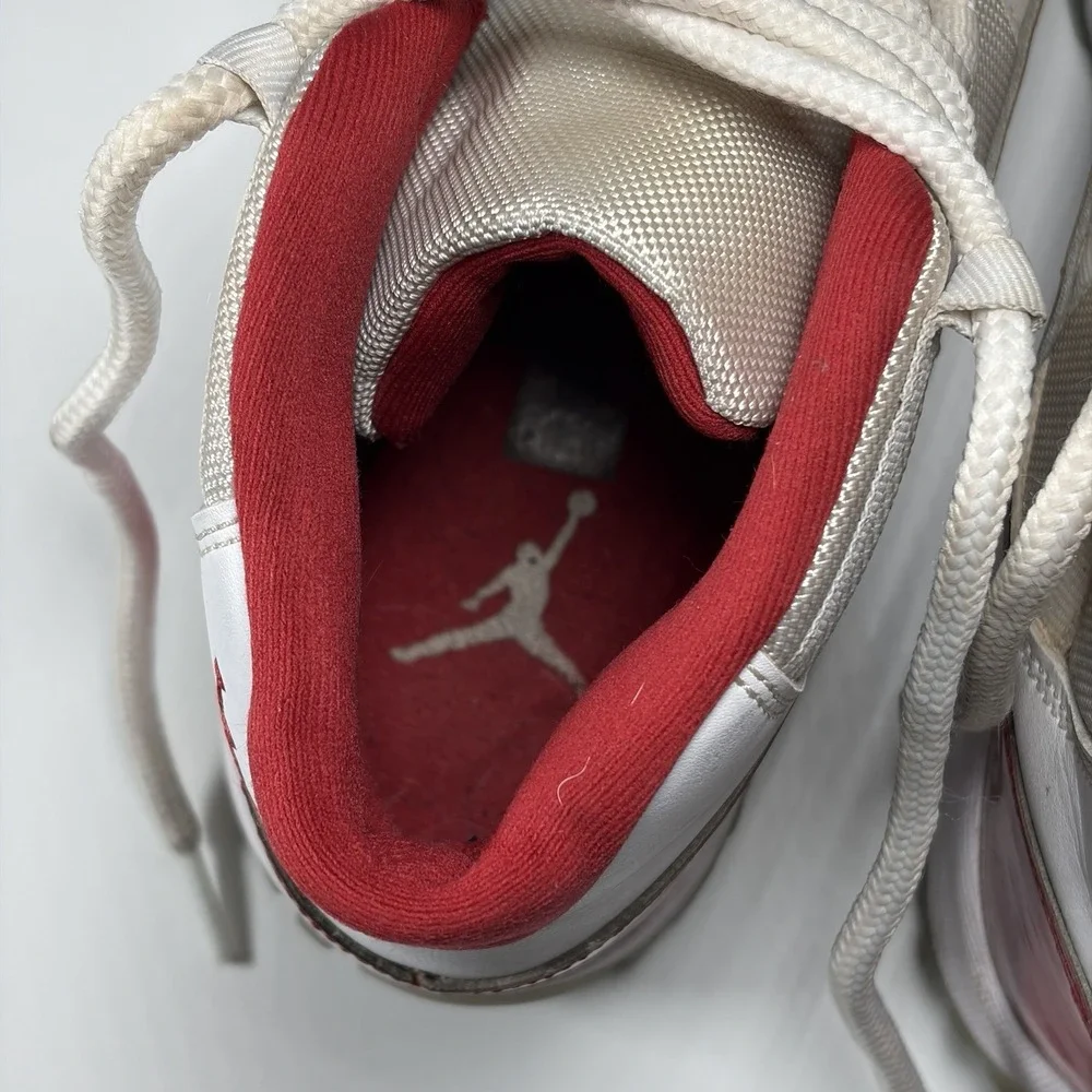 Size‎ 10.5 Nike Air Jordan 11 Retro Cherry Sneakers CT8012-116